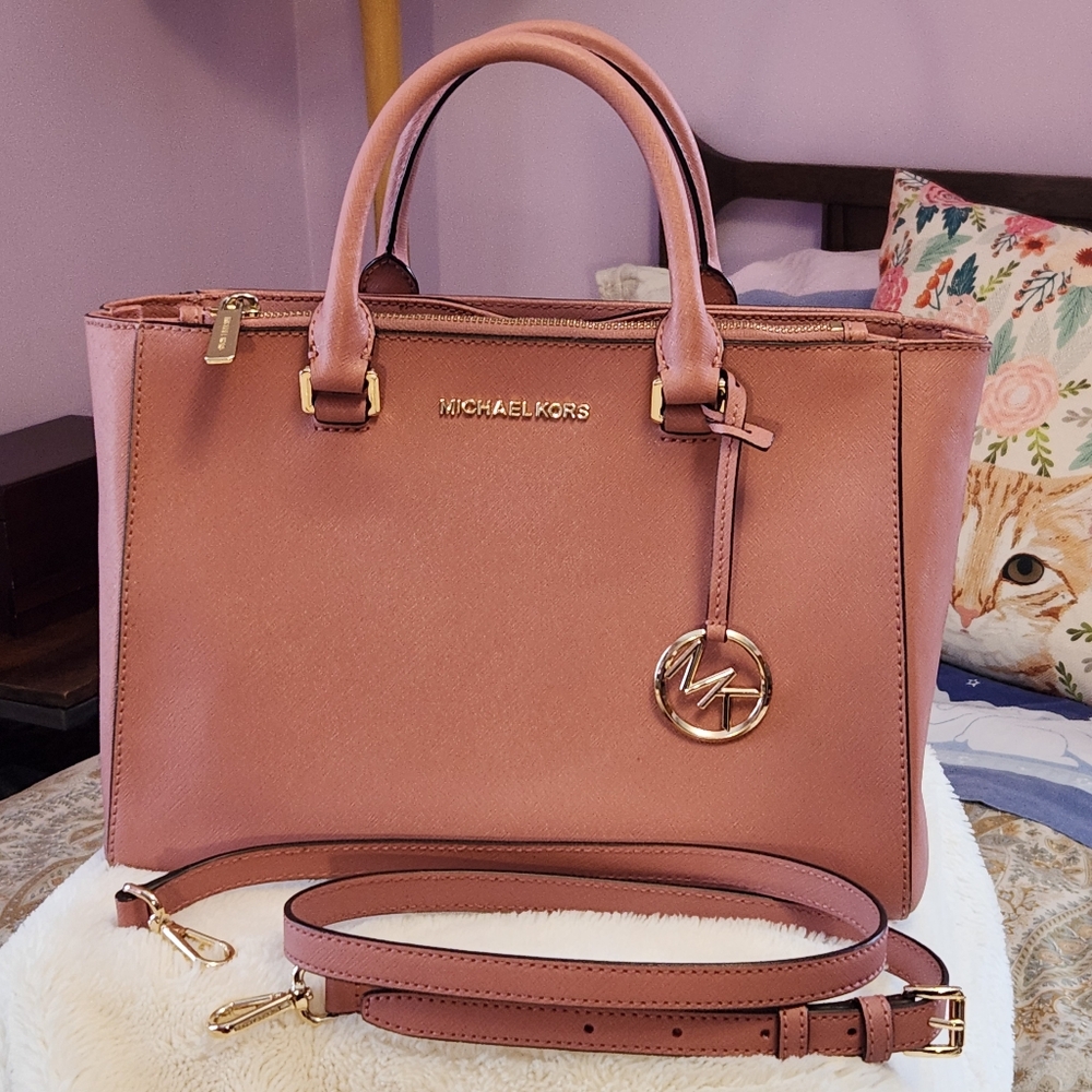 Michael kores handbag pink